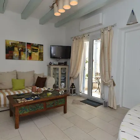Holiday home Paros Iria And Dimi Holiday Piso Livadi
